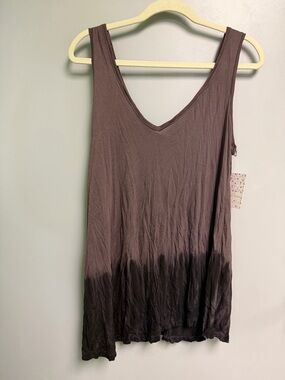 Women's Dip-Dye V-Neck Tank Top - Gray/Black